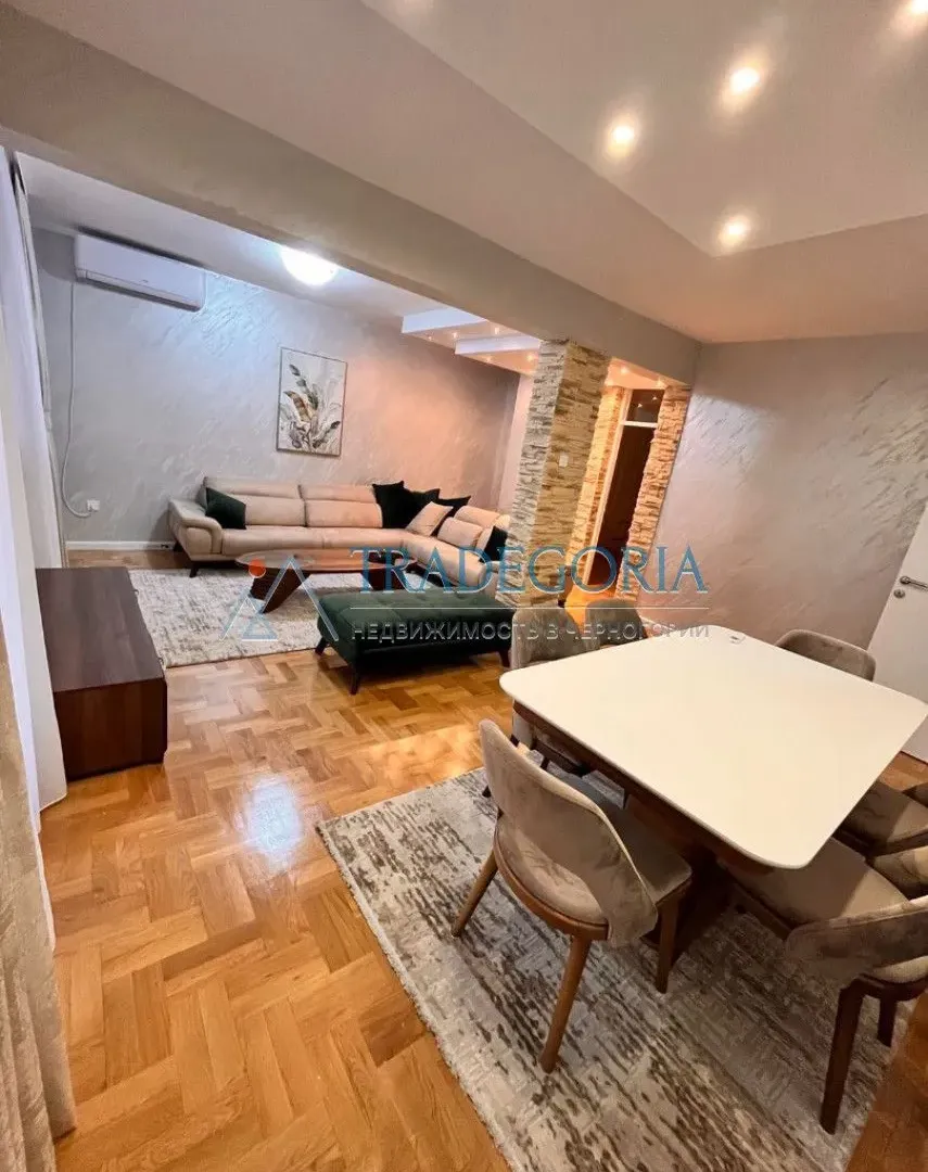 Prodaja, četvorosoban stan, 130m², Budva, Crna Gora