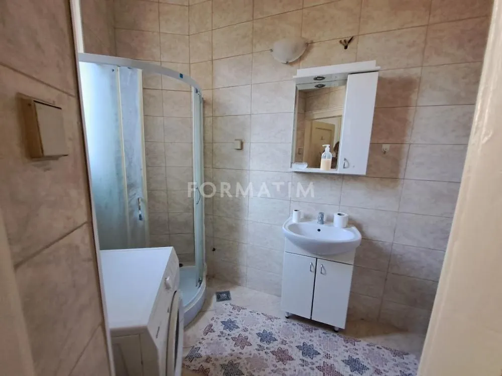 Rent, two bedroom apartment, 60m², Stari Grad, Beograd