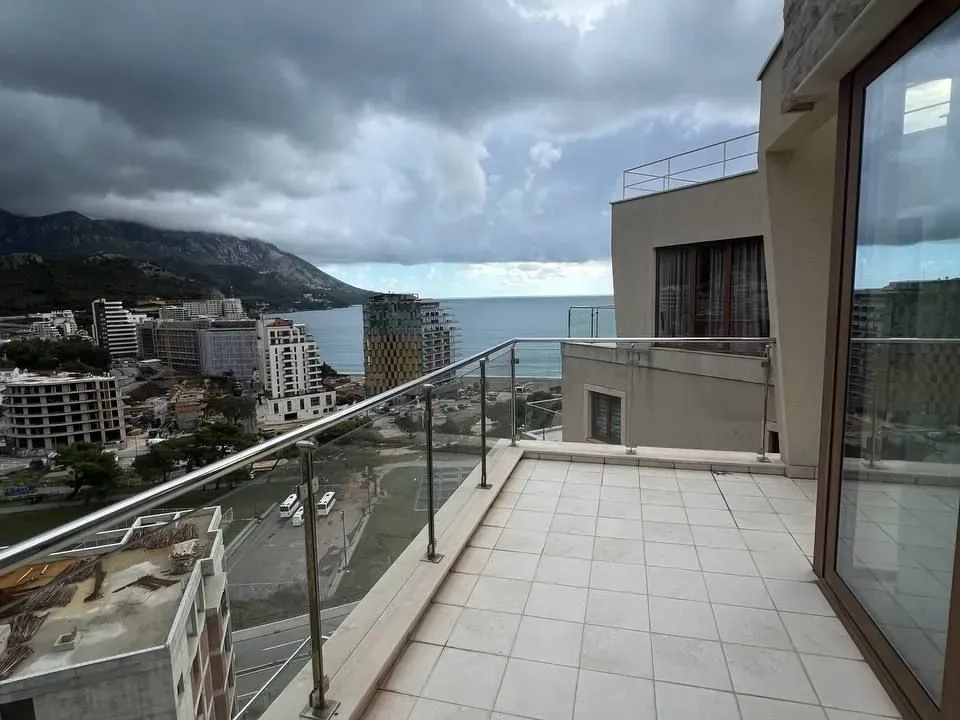 Sale, house, 198m², Bečići, Budva