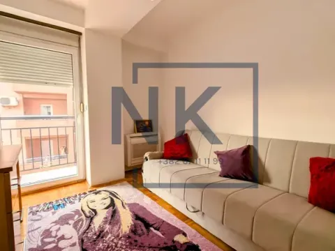 Izdavanje, trosoban stan, 92m², 1 maj, Podgorica - image 8