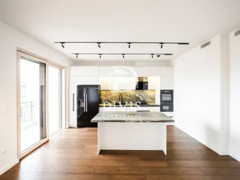 Rent, four bedroom apartment, 150m², Stari Grad, Beograd - image 8