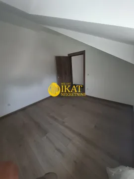 Prodaja, trosoban stan, 82m², Jajinci, Voždovac Sve Podlokacije - image 8