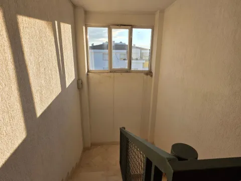 Prodaja, jednosoban stan, 49m², Pobrežje, Podgorica - image 8