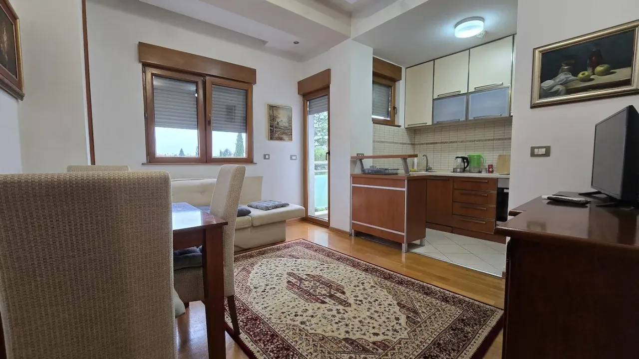 Izdavanje, stan, 40m², Preko Morače, Podgorica