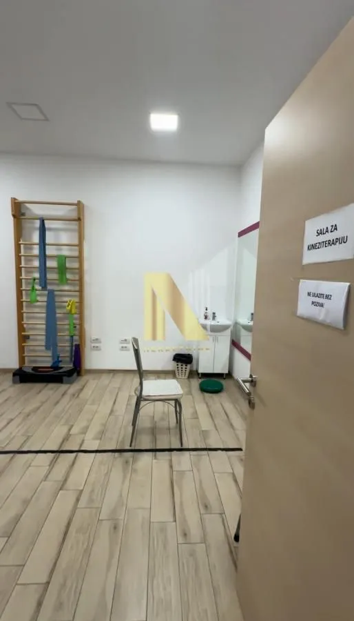Rent, office space, 127m², Detelinara, Novi Sad Sve Podlokacije