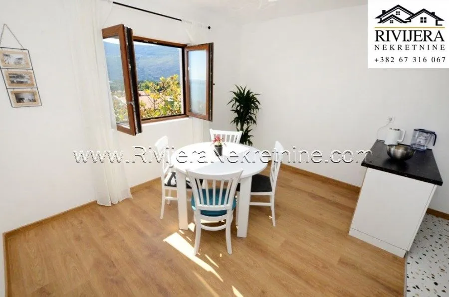Prodaja, dvosoban stan, 70m², Igalo, Herceg Novi