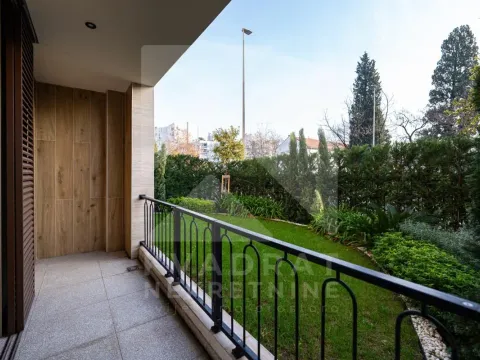 Prodaja, trosoban stan, 137m², Stara Varoš, Podgorica - image 16