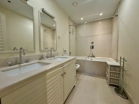 Rent, two bedroom apartment, 130m², Porto Montenegro, Tivat - image 23