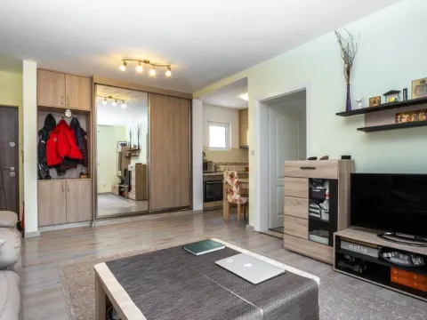 Sale, two bedroom apartment, 64m², Budva, Crna Gora - image 5