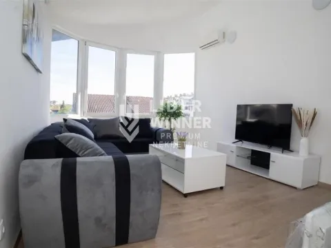 Izdavanje, četvorosoban stan, 125m², Cerak, Beograd - image 3