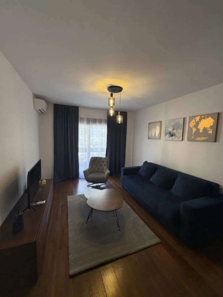 Izdavanje, jednosoban stan, 50m2, Master Kvart, Podgorica
