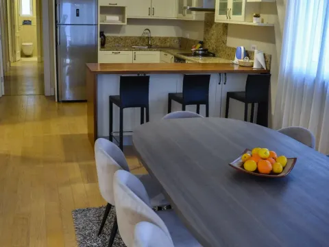 Prodaja, stan, 176m², Tivat, Crna Gora - image 4