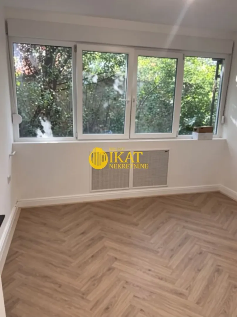 Prodaja, dvosoban stan, 60m², Novi Beograd Sve Podlokacije, Beograd