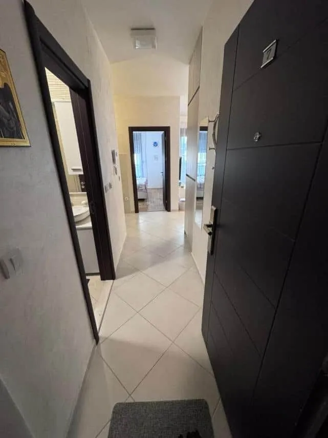 Sale, one bedroom apartment, 42m², Bečići, Budva