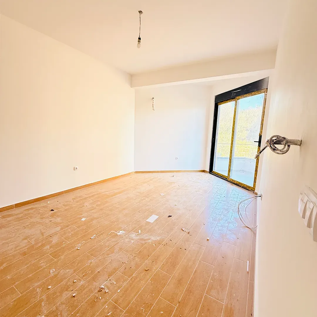 Prodaja, jednosoban stan, 47m², Pinješ, Ulcinj