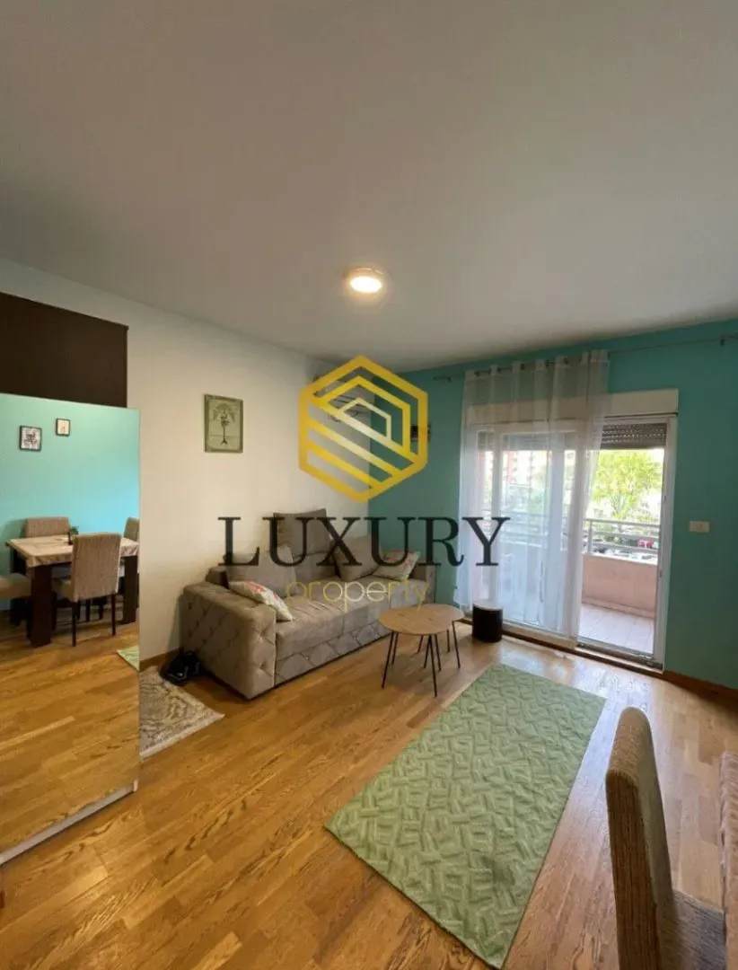 Izdavanje, garsonjera, 33m², City Kvart, Podgorica