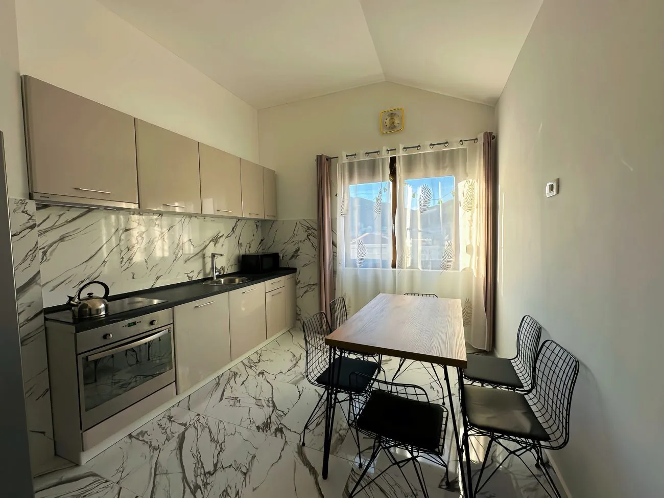 Sale, four bedroom apartment, 87m², Budva, Crna Gora