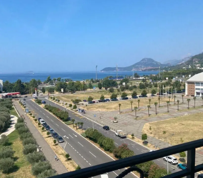 Sale, apartment, 104m², Centar, Bar