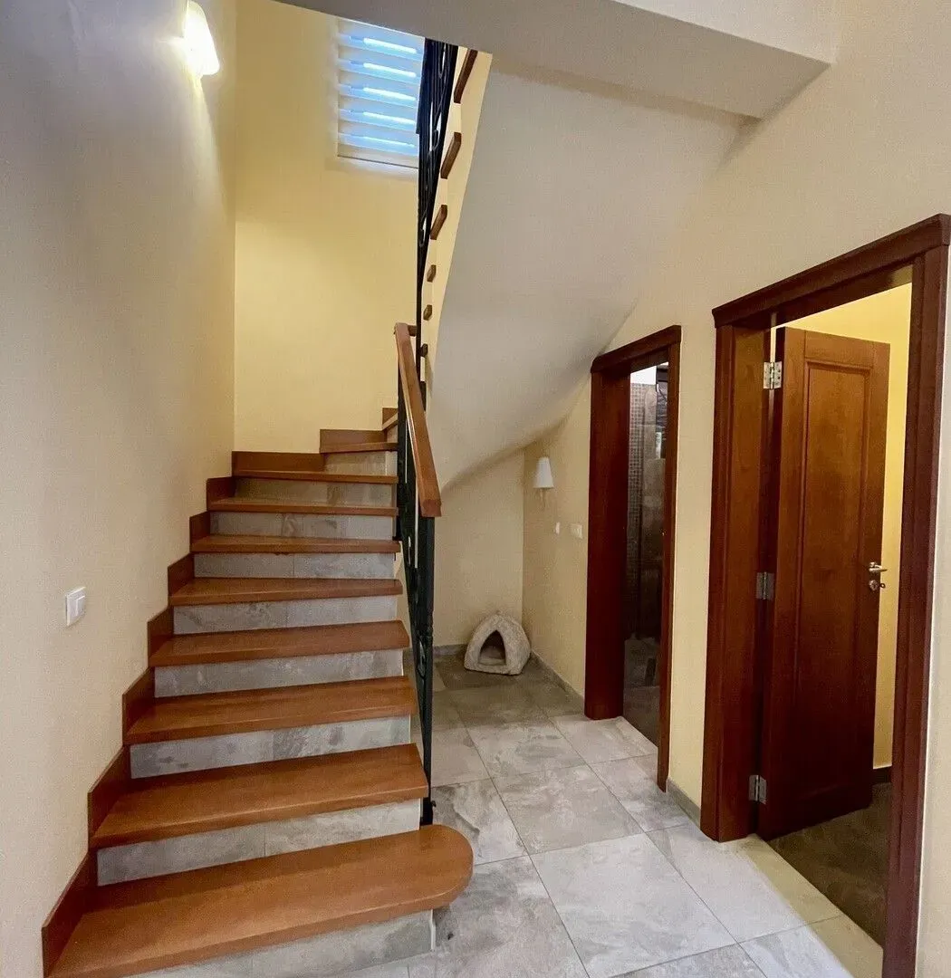 Prodaja, kuća, 160m², Prčanj, Kotor