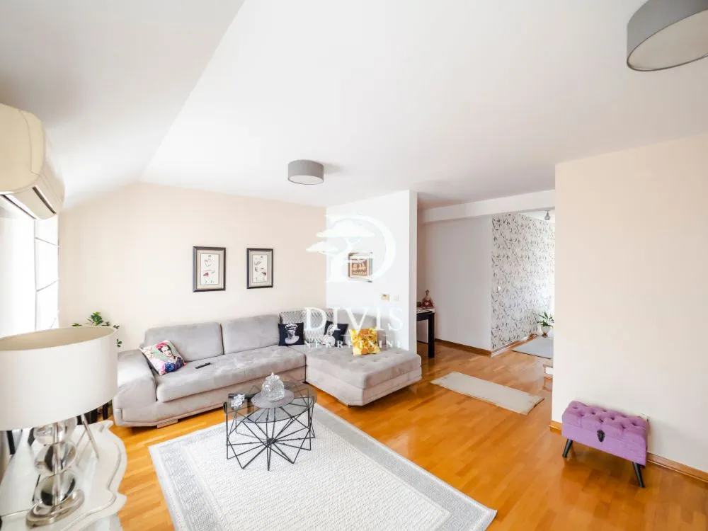 Prodaja, trosoban stan, 94m², Lion, Zvezdara Sve Podlokacije