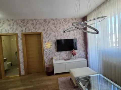 Prodaja, jednosoban stan, 34m², Centar, Novi Sad - image 6