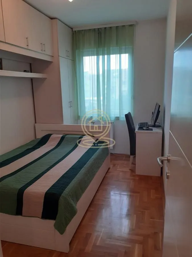 Izdavanje, jednosoban stan, 38m², Nova Detelinara, Novi Sad Sve Podlokacije