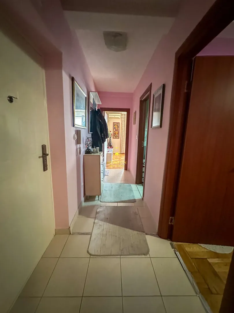Prodaja, dvosoban stan, 65m², Zagorič, Podgorica