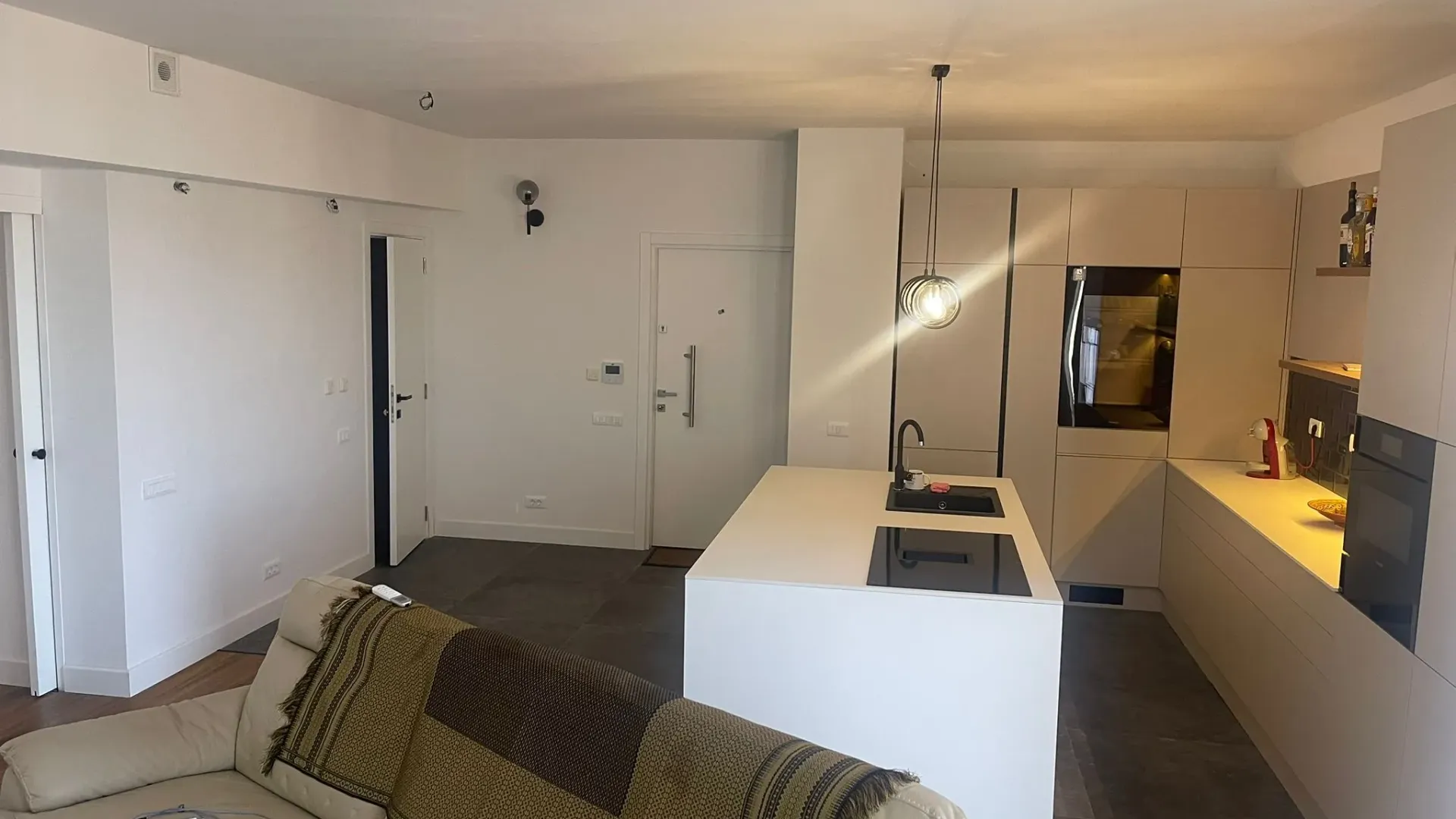 Prodaja, dvosoban stan, 72m², Mažina, Tivat