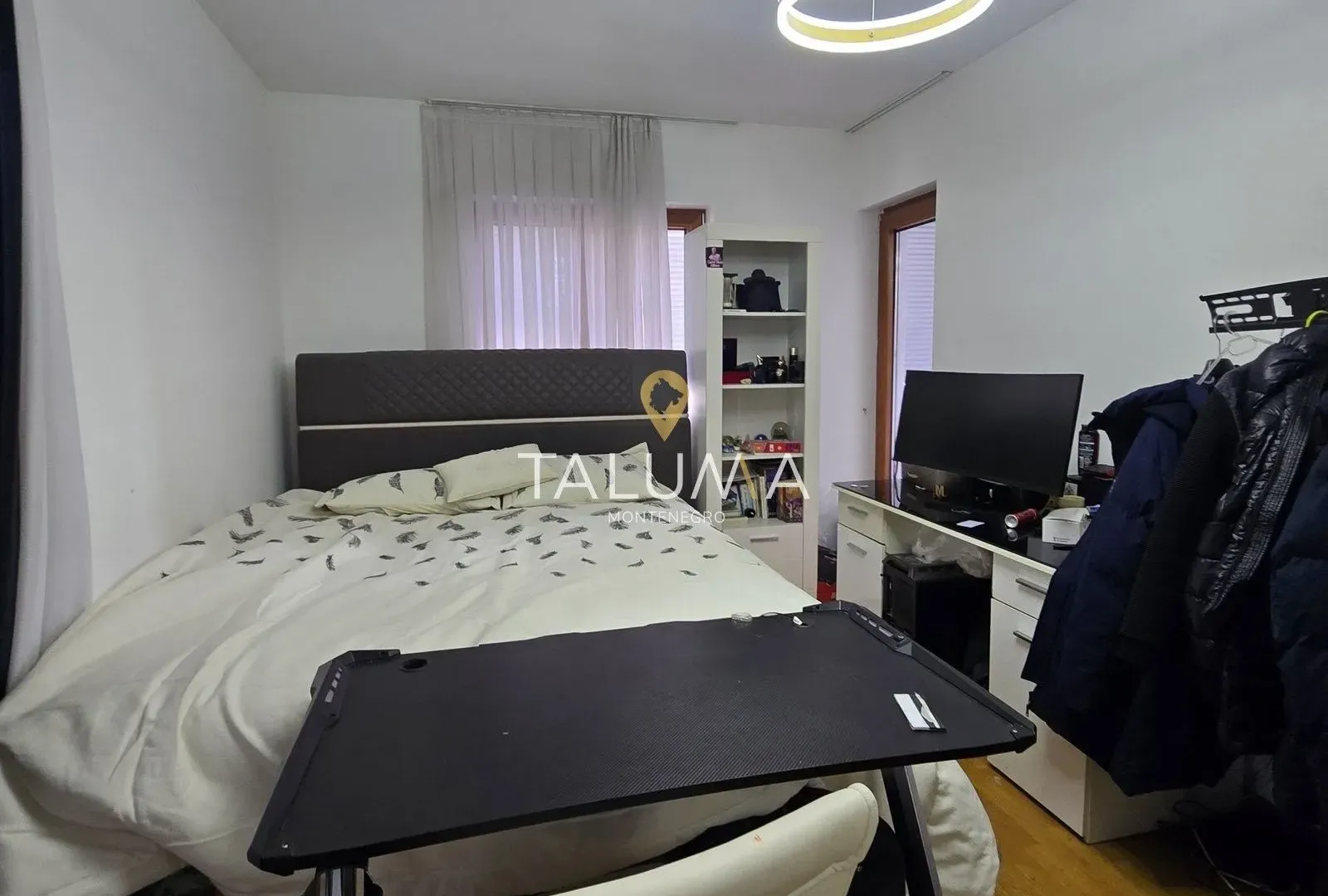 Prodaja, trosoban stan, 120m², Tološi, Podgorica