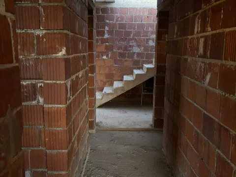 Prodaja, kuća, 440m², Bar, Crna Gora - image 9