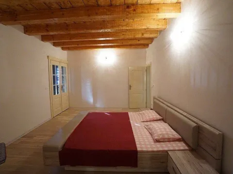 Prodaja, kuća, 400m², Šušanj, Bar - image 12
