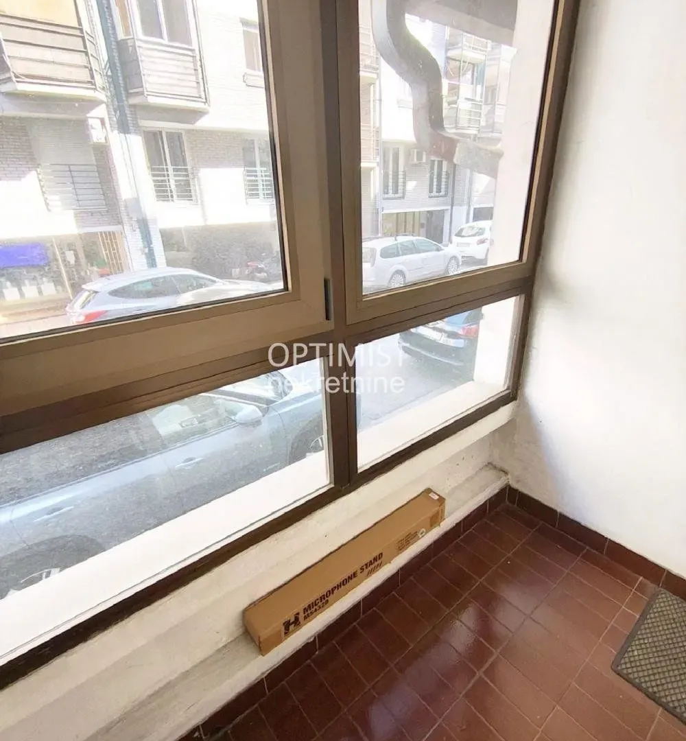 Prodaja, dvosoban stan, 73m², Vračar Sve Podlokacije, Beograd