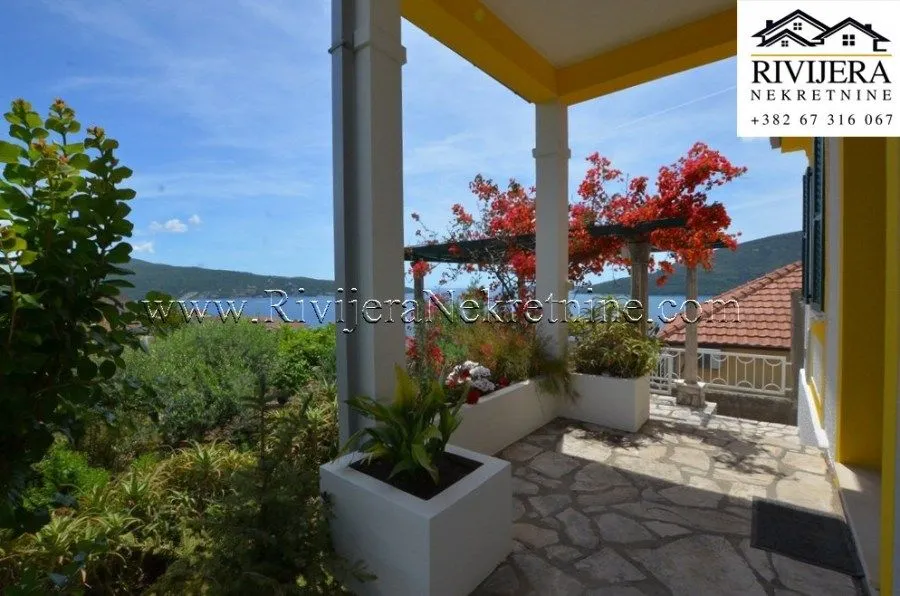 Prodaja, kuća, 90m², Centar, Herceg Novi