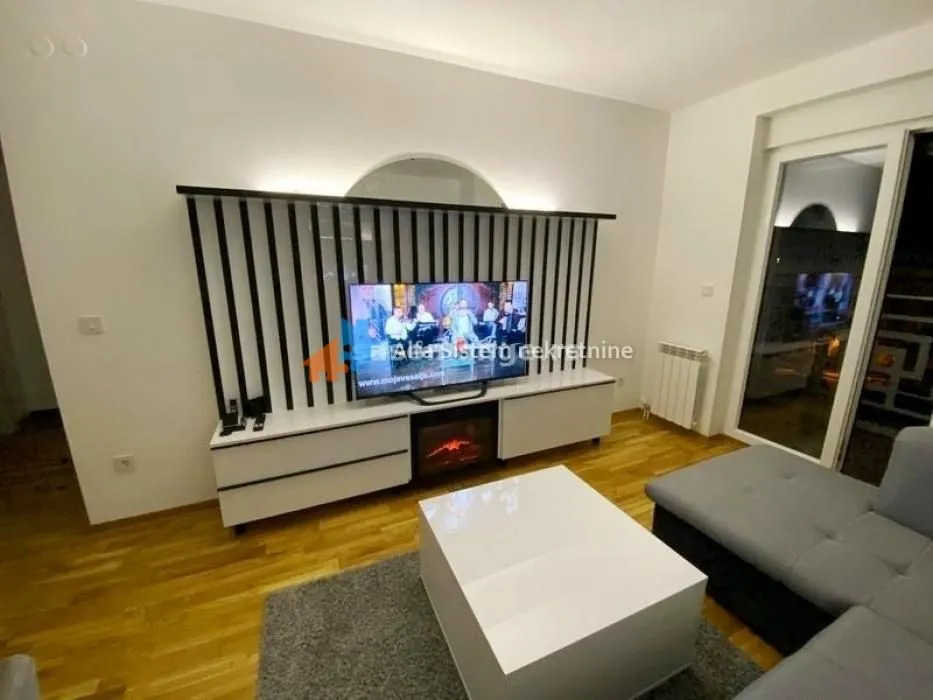 Rent, two bedroom apartment, 52m², Bogoslovija, Palilula Sve Podlokacije