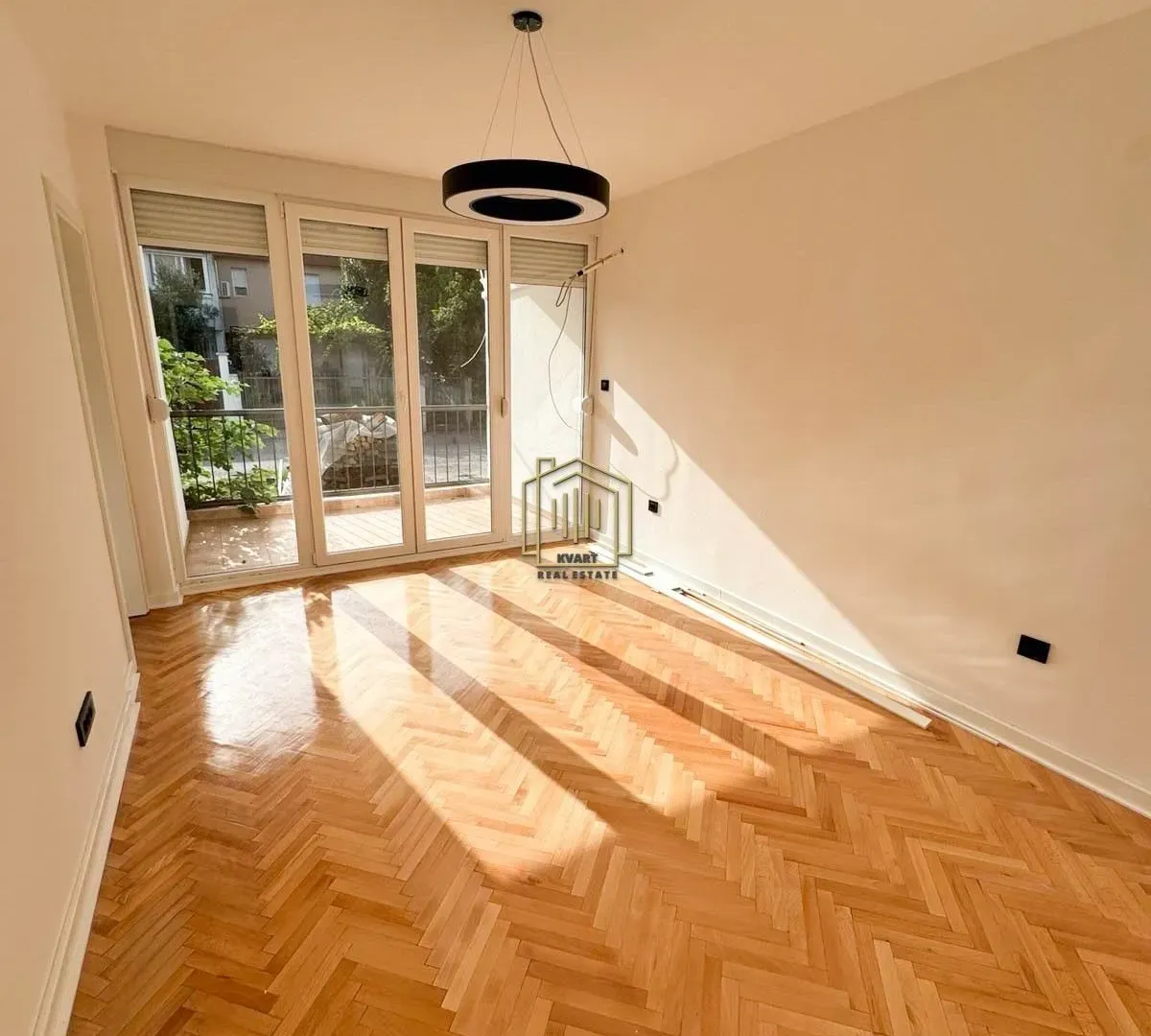 Izdavanje, dvosoban stan, 66m², Zabjelo, Podgorica