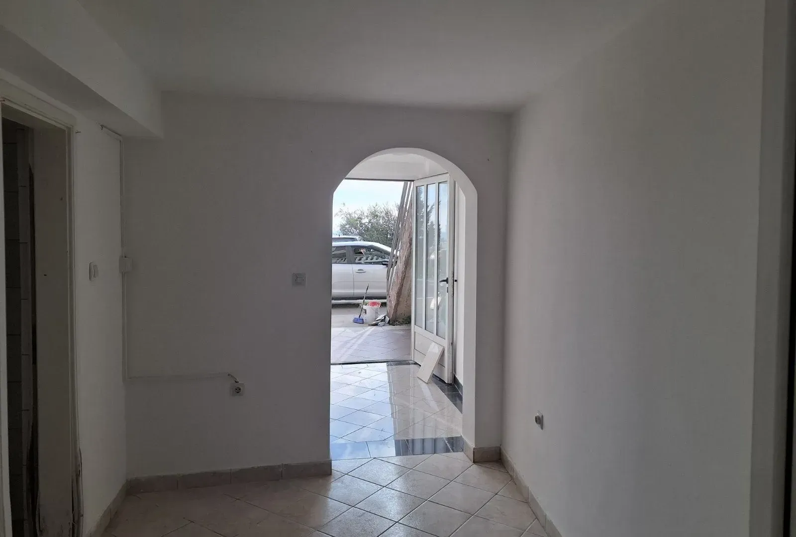Sale, office space, 173m², Kamenovo, Budva