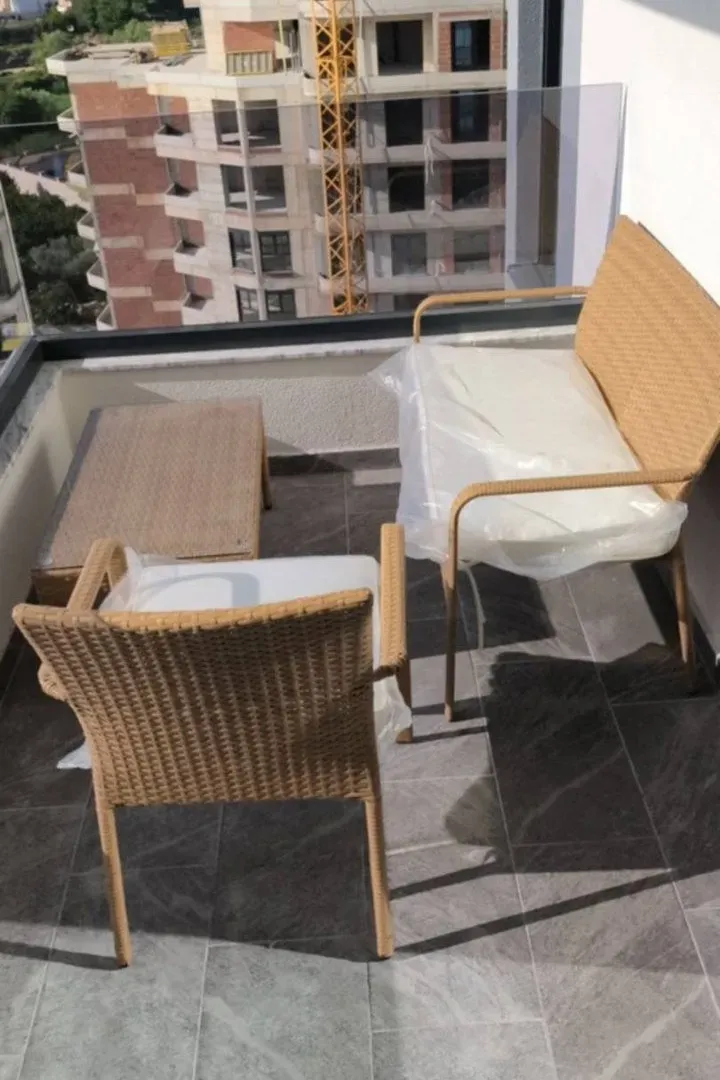 Izdavanje, jednosoban stan, 49m², Centar, Bar