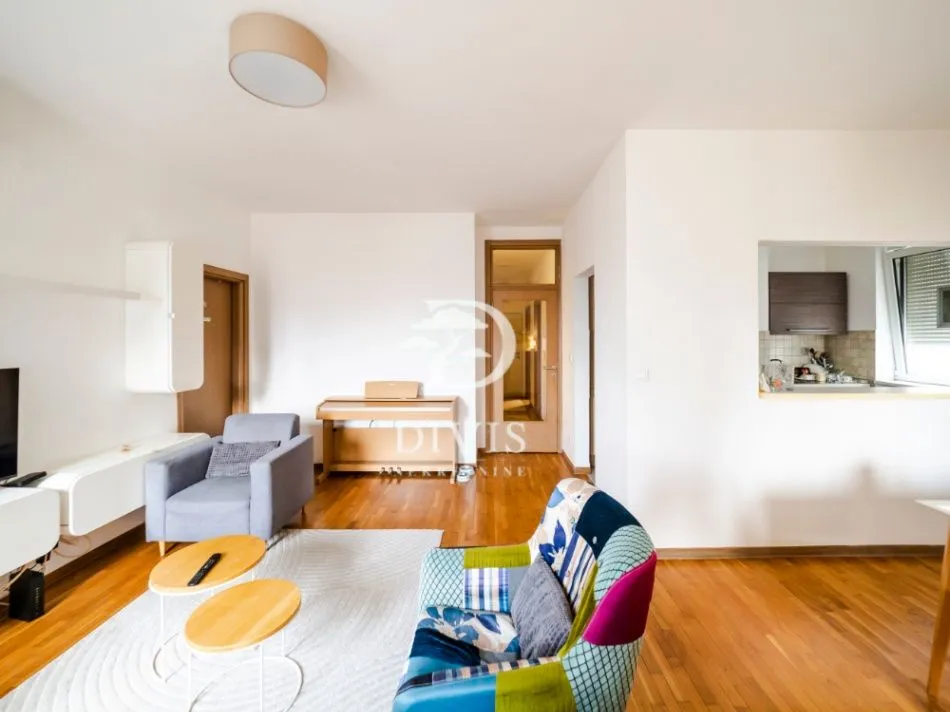 Sale, three bedroom apartment, 70m², Autokomanda, Voždovac Sve Podlokacije