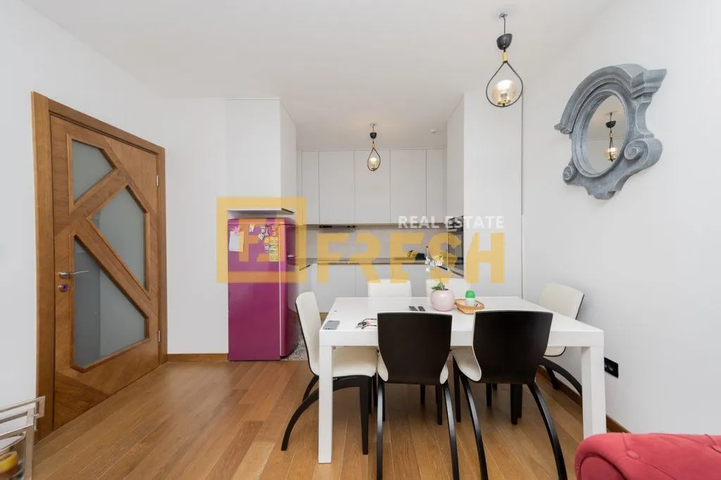 Prodaja, dvosoban stan, 70m², Ljubović, Podgorica