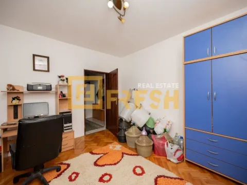 Prodaja, kuća, 150m², Stari Aerodrom, Podgorica - image 7