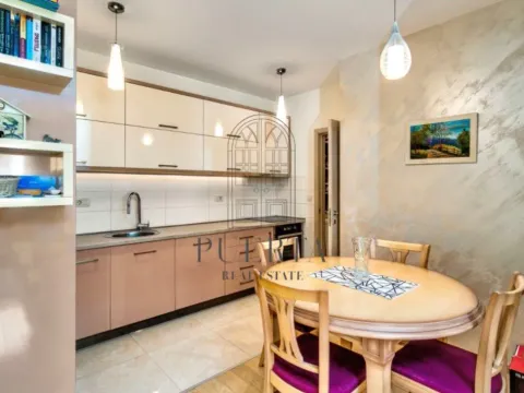 Prodaja, dvosoban stan, 72m², City Kvart, Podgorica - image 3