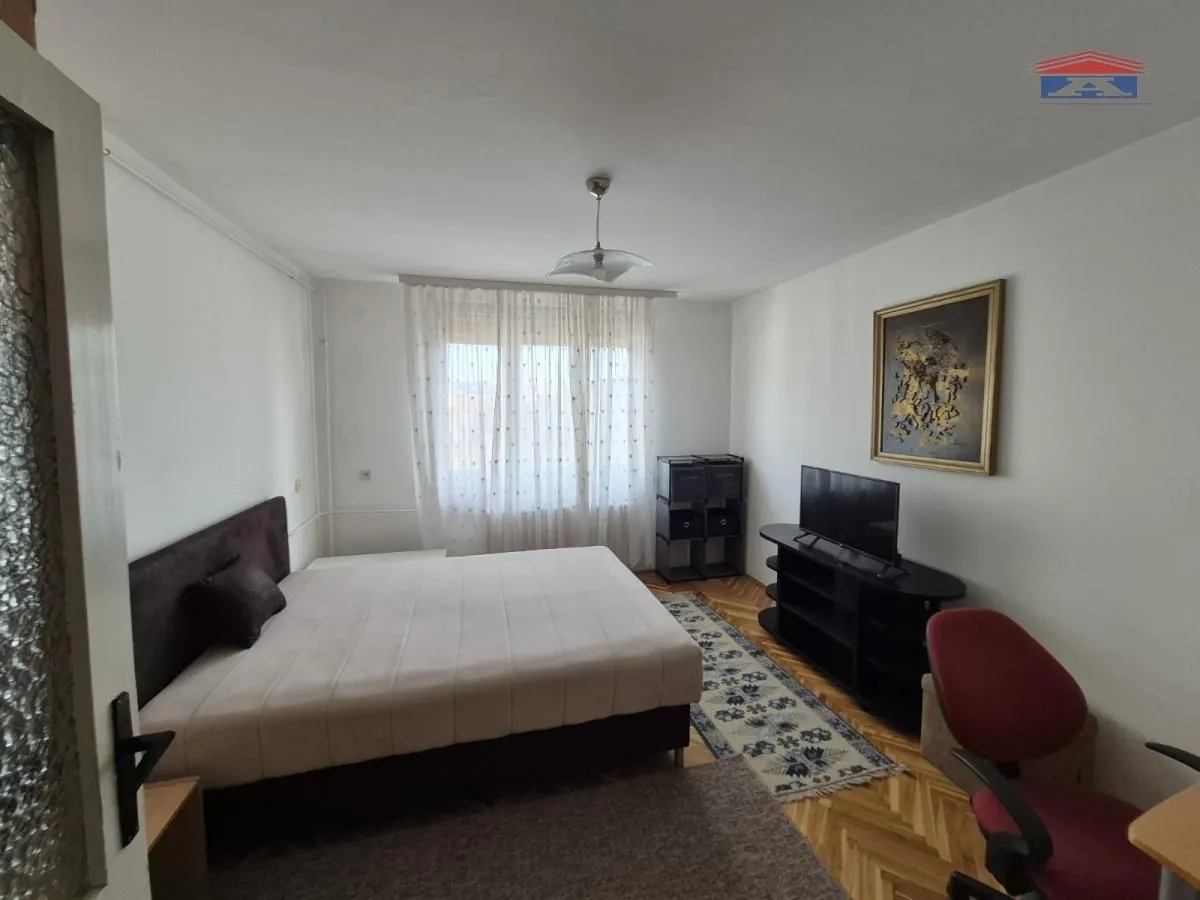 Izdavanje, dvosoban stan, 47m², Grbavica, Novi Sad Sve Podlokacije