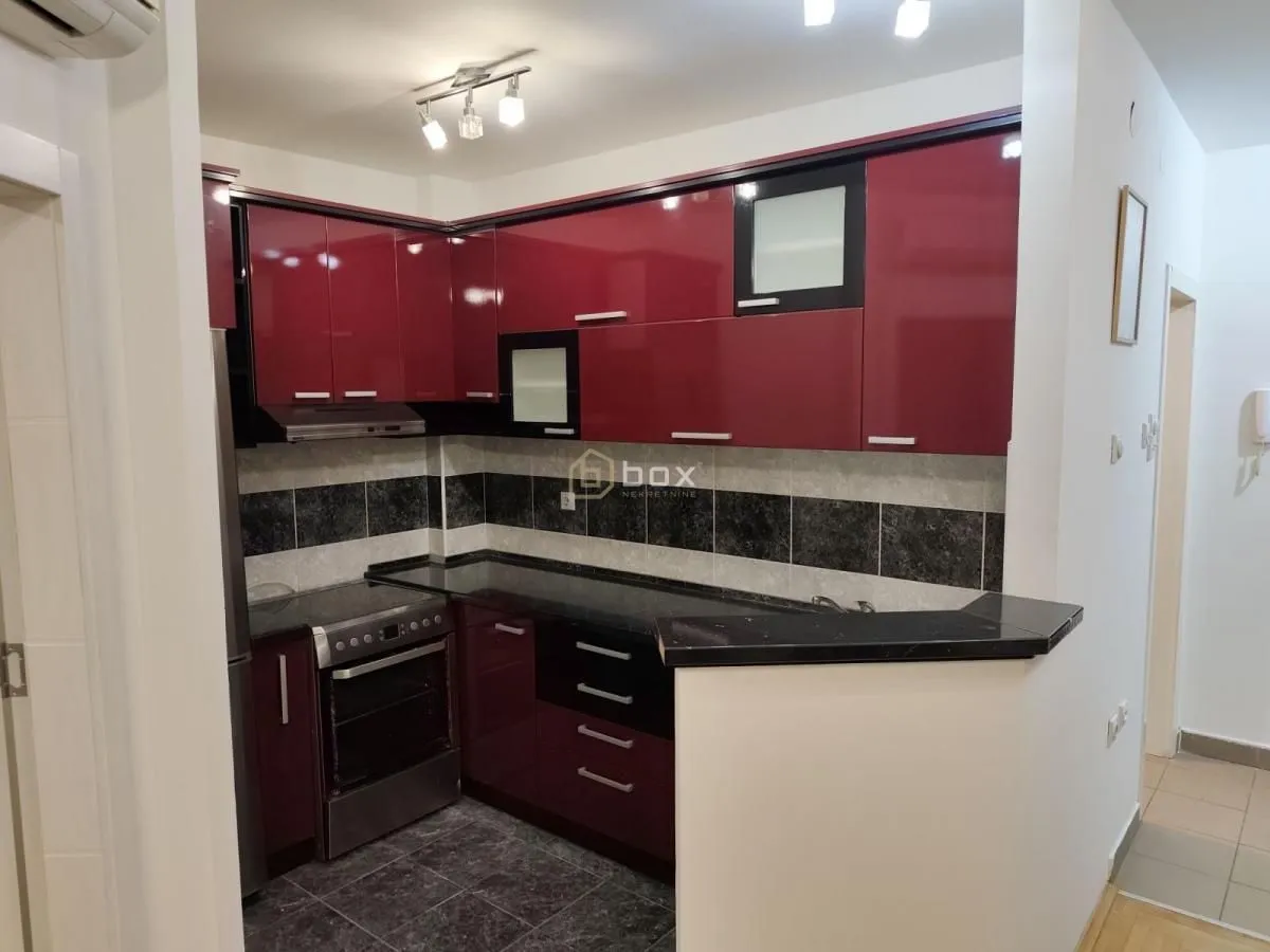 Izdavanje, jednosoban stan, 42m², Medijana, Niš