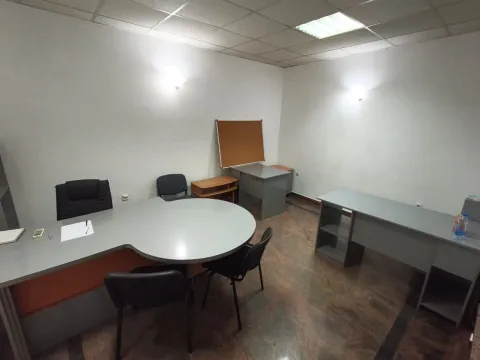 Rent, office space, 25m², Centar, Podgorica - image 1