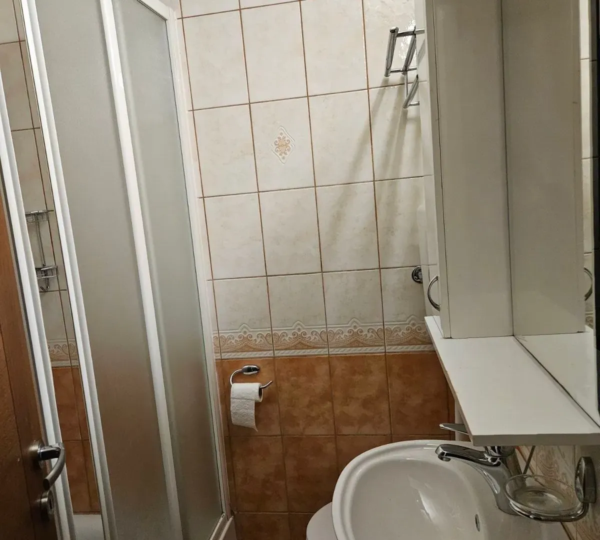 Rent, one bedroom apartment, 52m², Seljanovo, Tivat