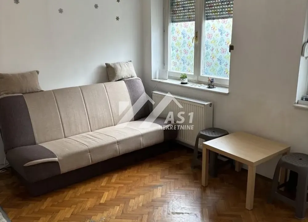 Izdavanje, stan, 25m², Adamovićevo Naselje, Novi Sad Sve Podlokacije