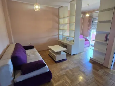Izdavanje, jednosoban stan, 30m², Podbara, Novi Sad Sve Podlokacije - image 1