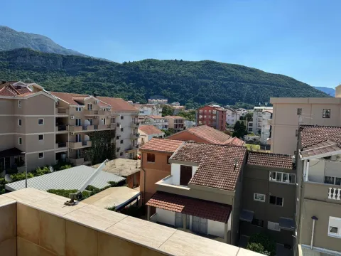 Sale, one bedroom apartment, 41m², Mainski Put, Budva - image 11