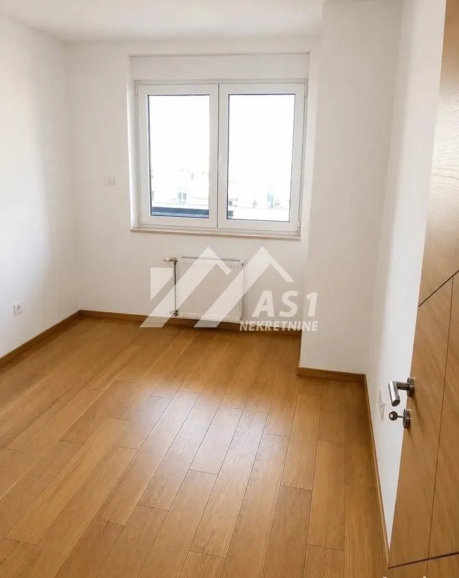 Izdavanje, dvosoban stan, 48m², Grbavica, Novi Sad Sve Podlokacije