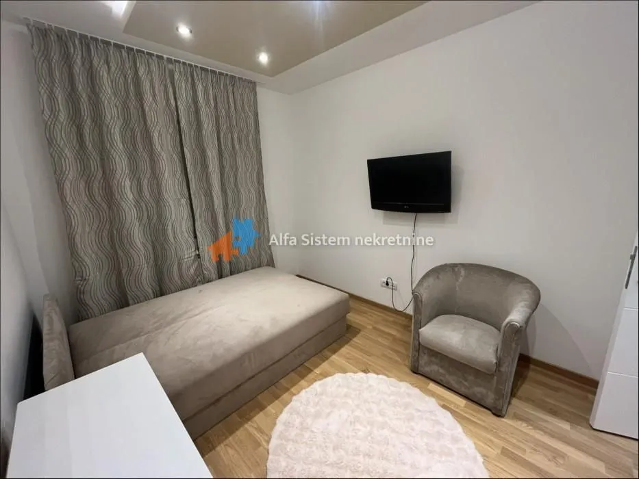 Rent, three bedroom apartment, 83m², Vidikovački venac, Rakovica